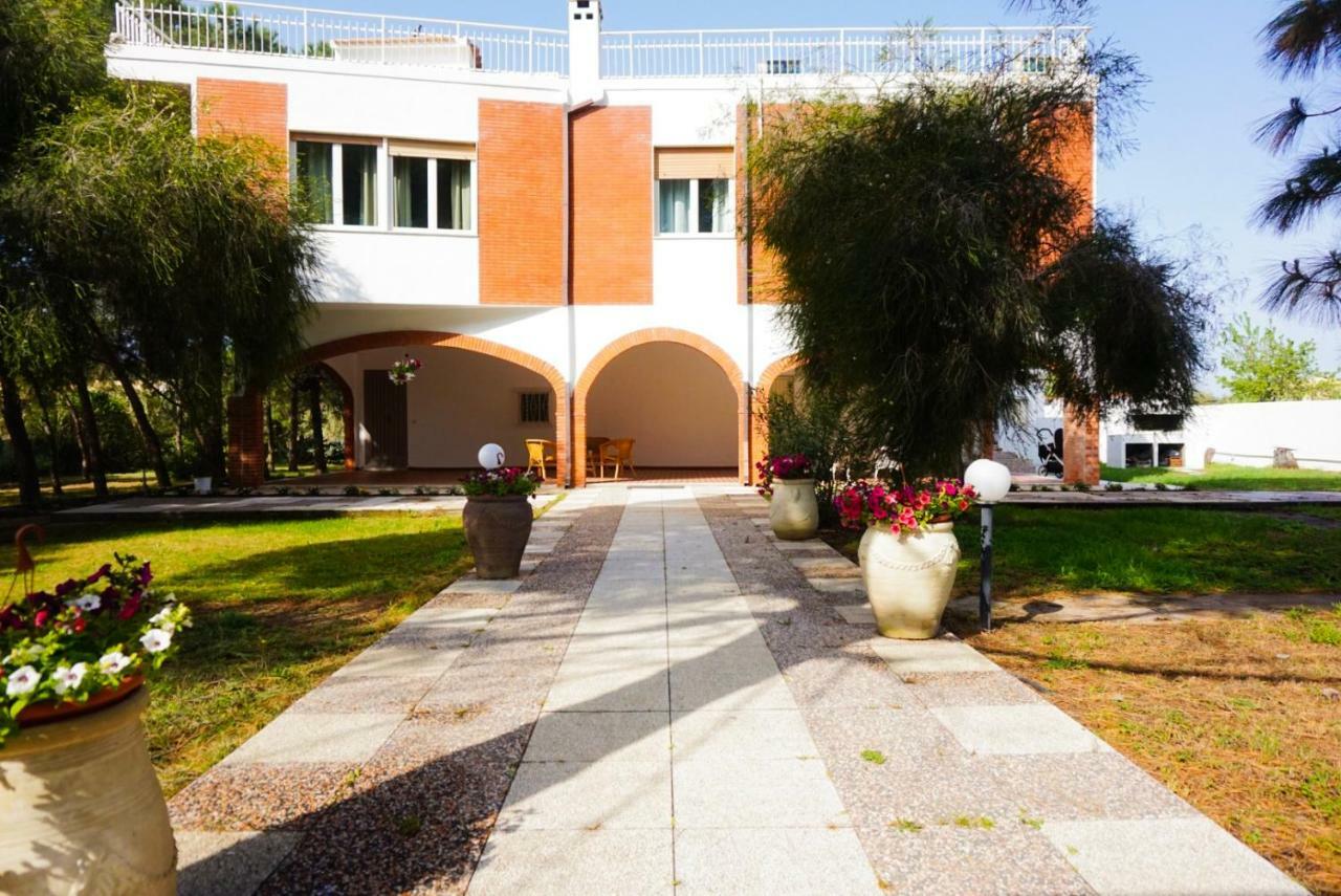Villa Aurelia - Seafront Apartment With Terrace Quartu Sant'Elena Luaran gambar