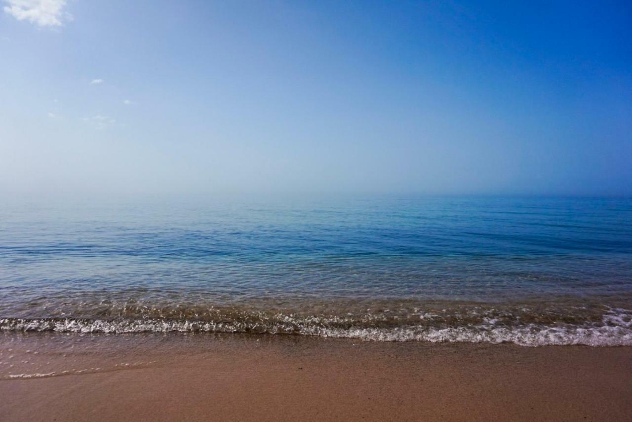 Villa Aurelia - Seafront Apartment With Terrace Quartu Sant'Elena Luaran gambar