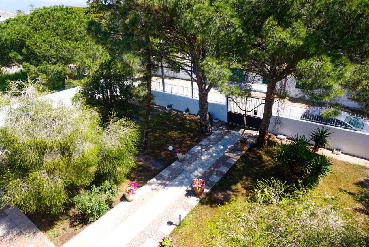 Villa Aurelia - Seafront Apartment With Terrace Quartu Sant'Elena Luaran gambar